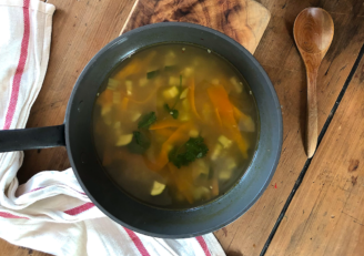 How Healthy Is Your Cookware + Fifteen Minute Immune Boosting Vegetable Broth